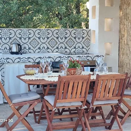 Trullo I Melograni Villa